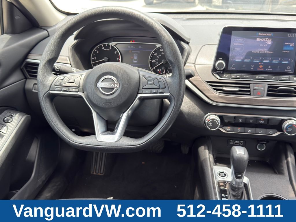2025 Nissan Altima SV - Photo 23