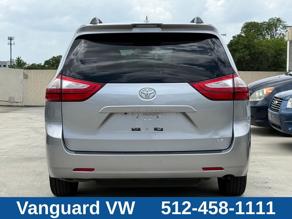Used 2018 Toyota Sienna LE Minivan/Van