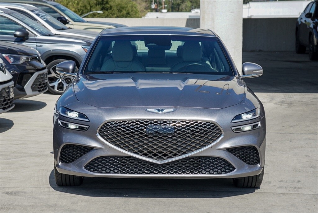 2023 Genesis G70 2.0T photo 4