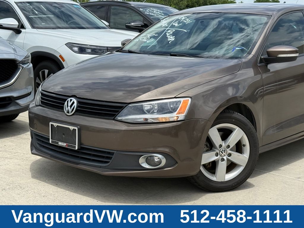 3VWLL7AJ6CM427038