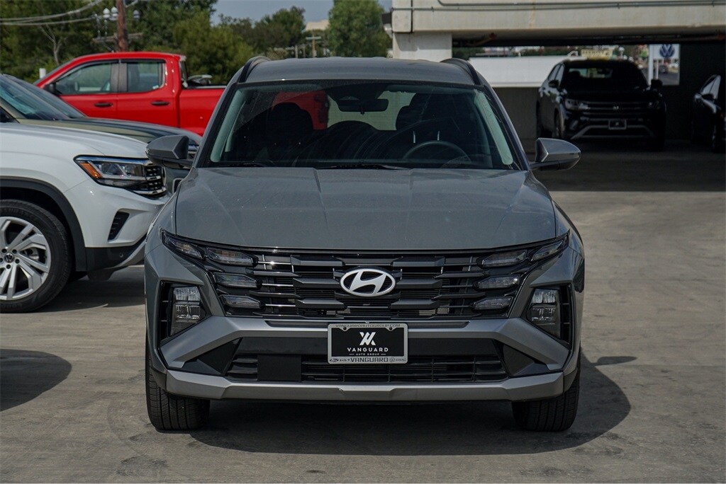 2025 Hyundai Tucson SEL photo 3