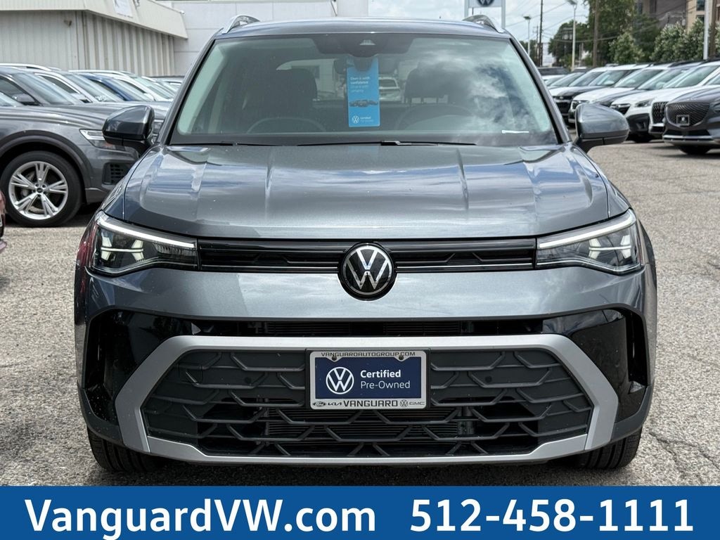 New 2025 Volkswagen Taos 1.5T SE SUV
