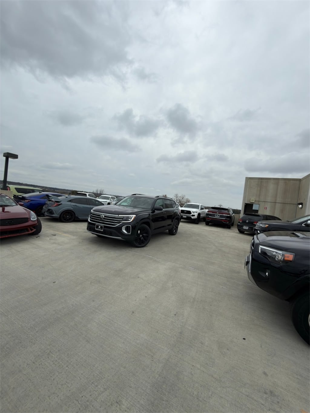 New 2026 Volkswagen Atlas 2.0T SE w/Technology SUV