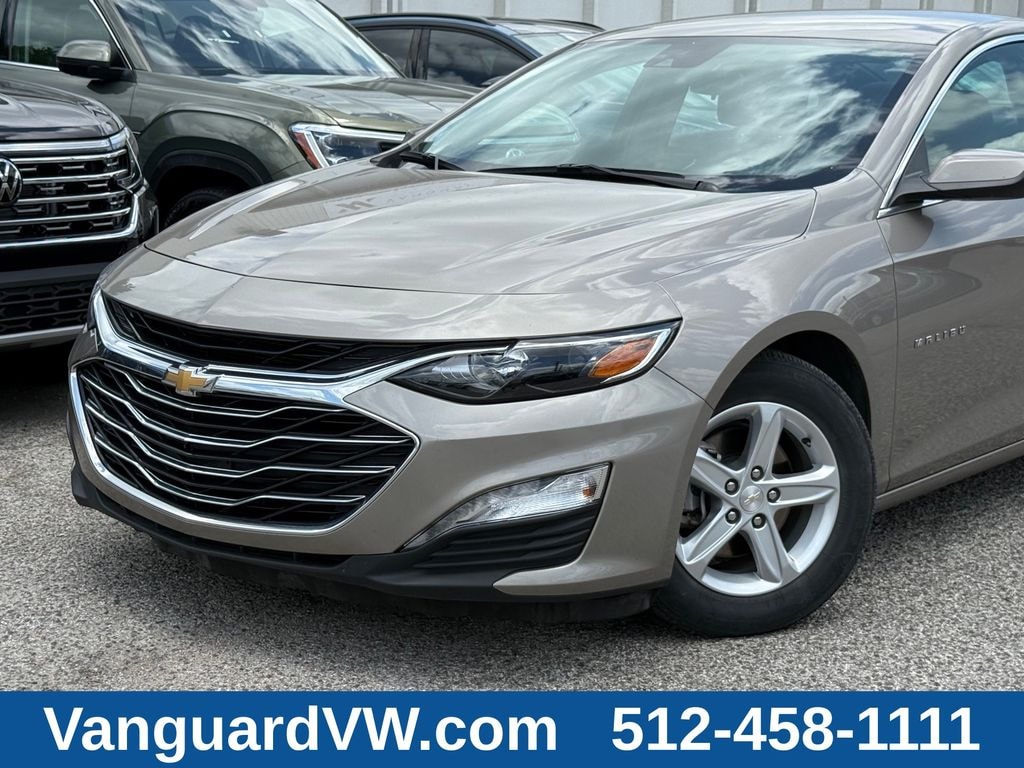Used 2025 Chevrolet Malibu LT Sedan