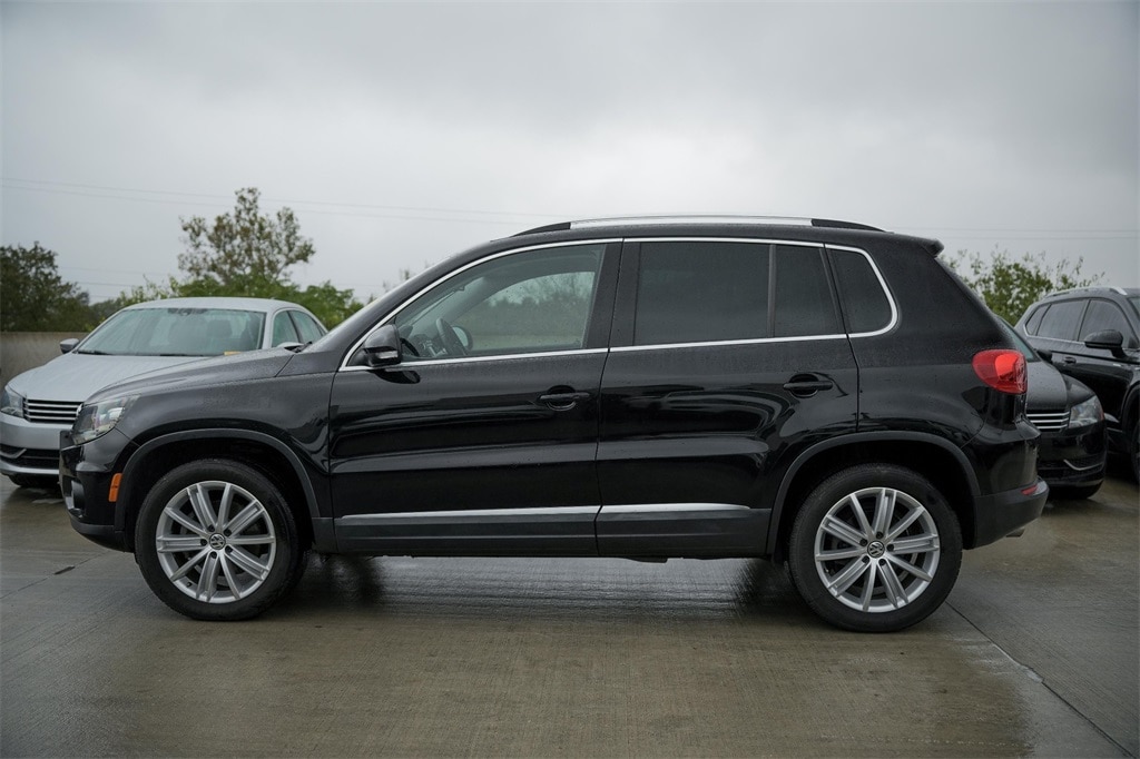 Used 2016 Volkswagen Tiguan SE SUV