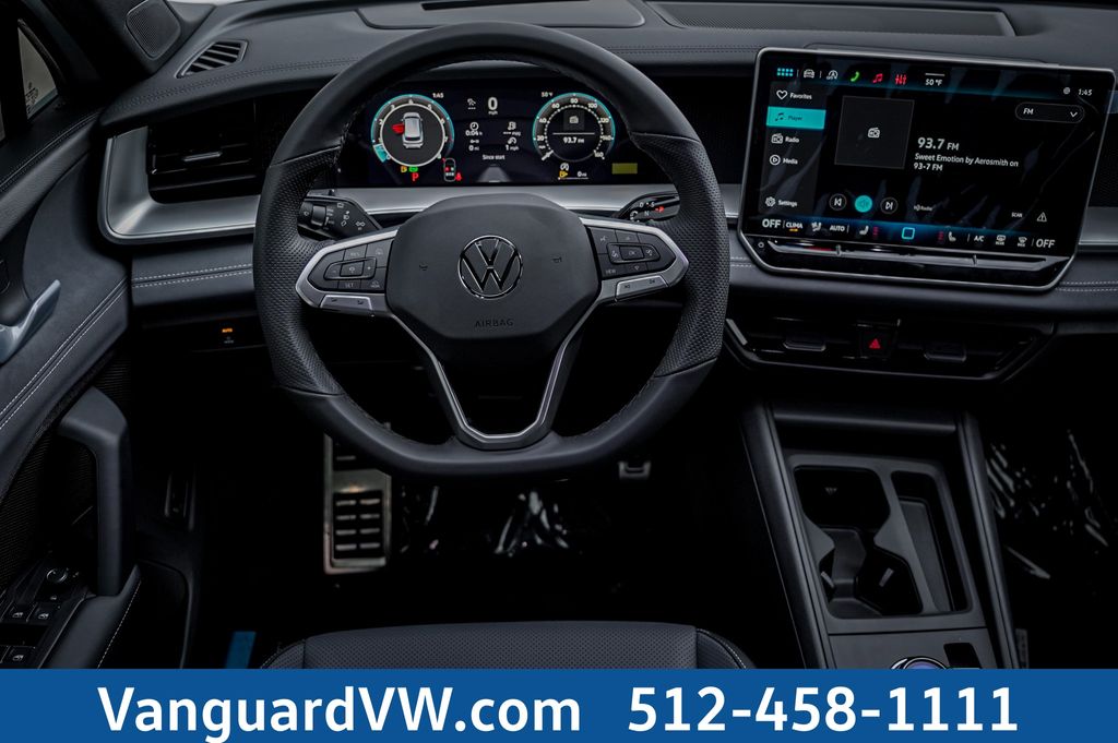 2026 Volkswagen Tiguan SE R-LINE BLACK - Photo 24