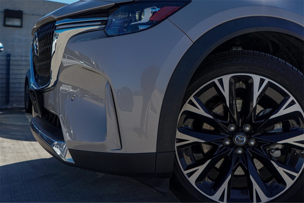 2024 Mazda CX-90 Premium photo 3