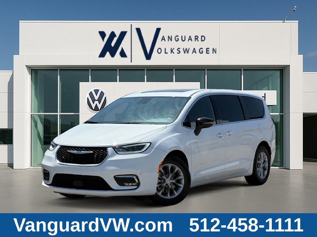 Certified pre-owned 2026 Chrysler Pacifica Limited Minivan/Van for sale in Austin, TX
