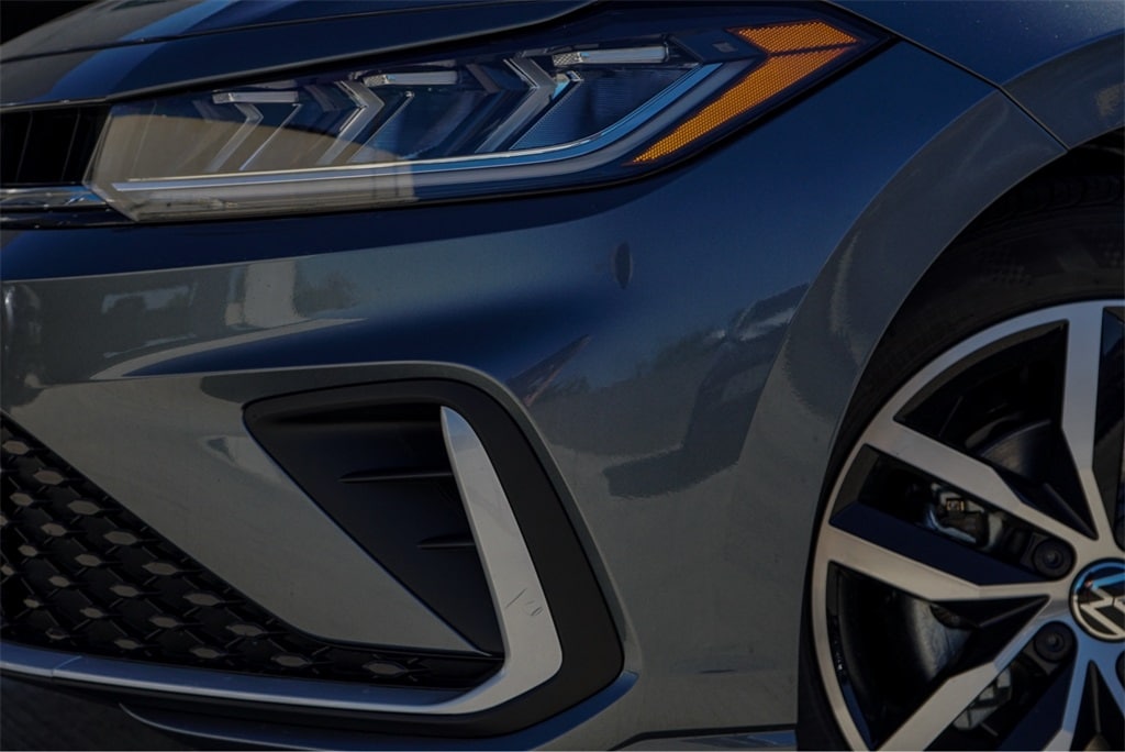 New 2026 Volkswagen Jetta 1.5T SE Sedan