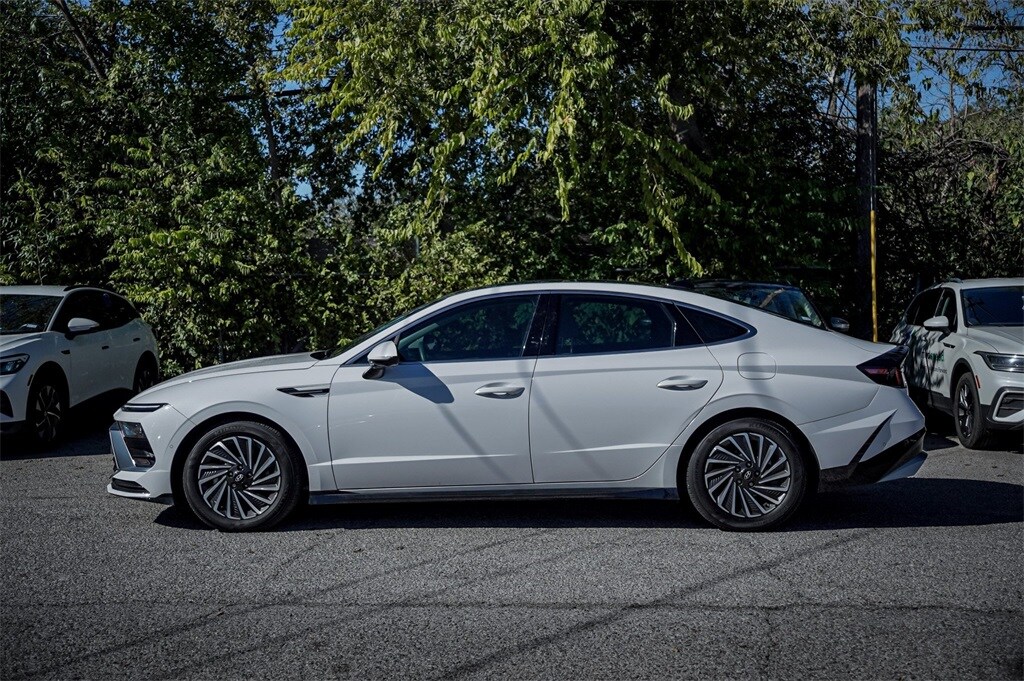 2024 Hyundai Sonata Hybrid Limited photo 4