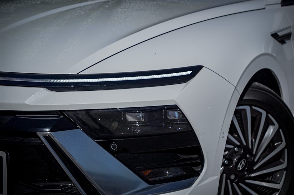 Used 2024 Hyundai Sonata Hybrid Limited Sedan