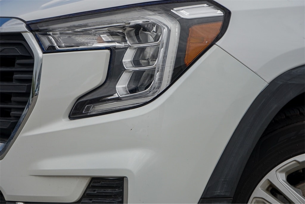 Used 2023 GMC Terrain SLE SUV