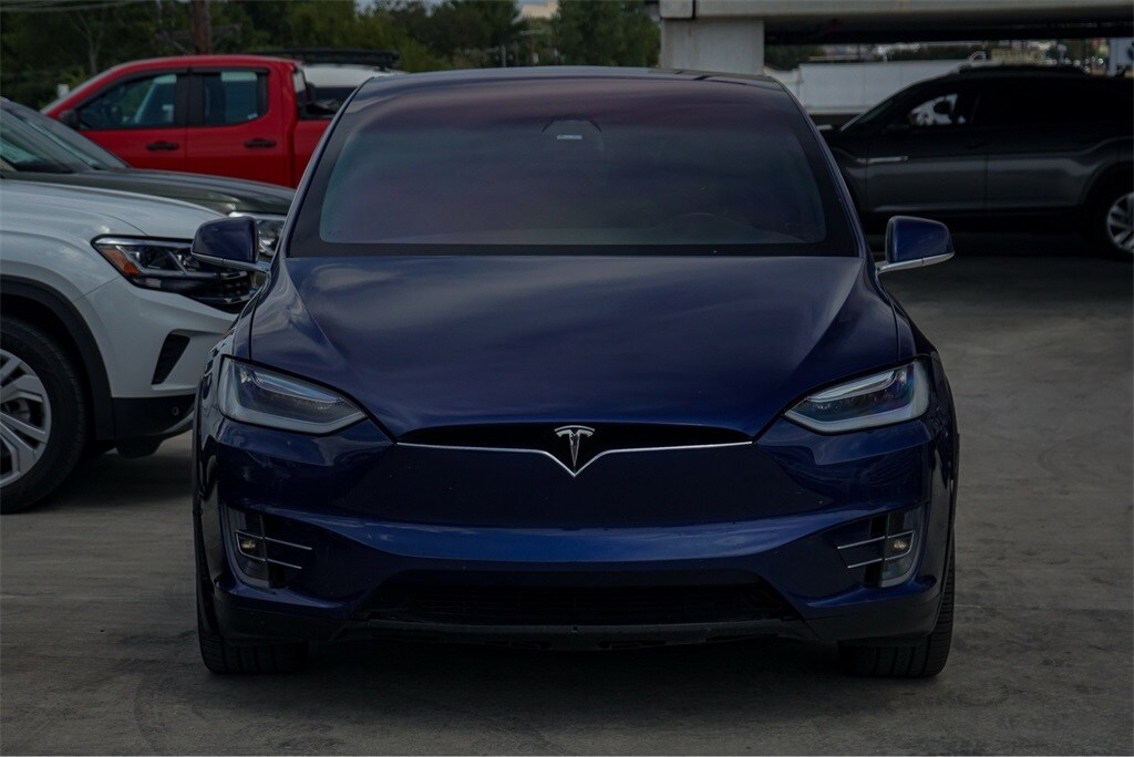 2017 Tesla Model X 90D photo 4