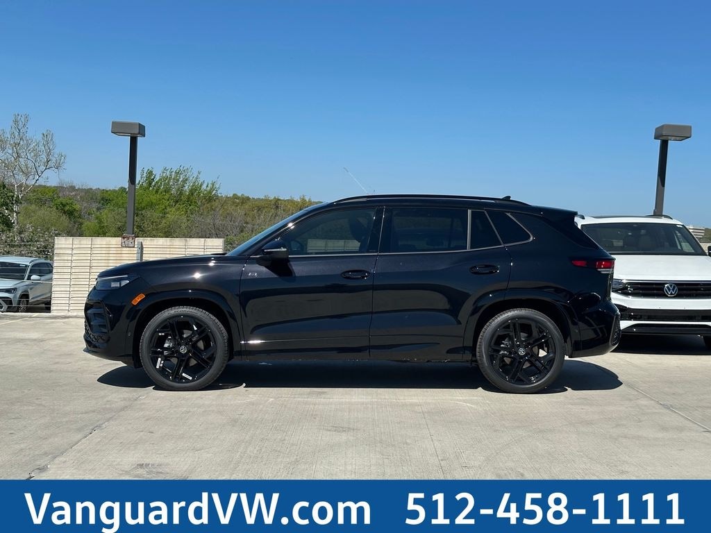New 2026 Volkswagen Tiguan 2.0T SE R-Line Black SUV
