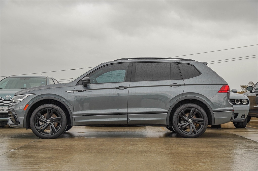 New 2024 Volkswagen Tiguan 2.0T SE R-Line Black SUV