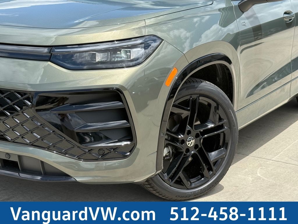 New 2026 Volkswagen Tiguan 2.0T SE R-Line Black SUV