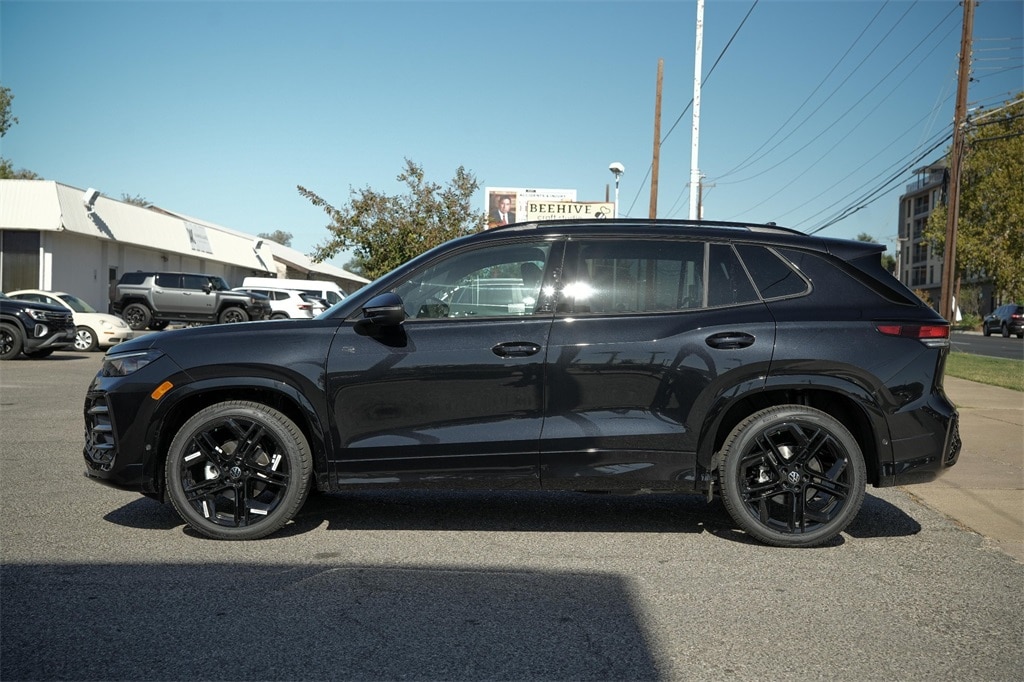New 2026 Volkswagen Tiguan 2.0T SE R-Line Black SUV