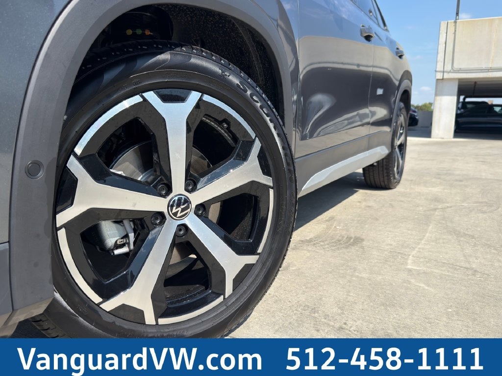 New 2026 Volkswagen Tiguan SE SUV