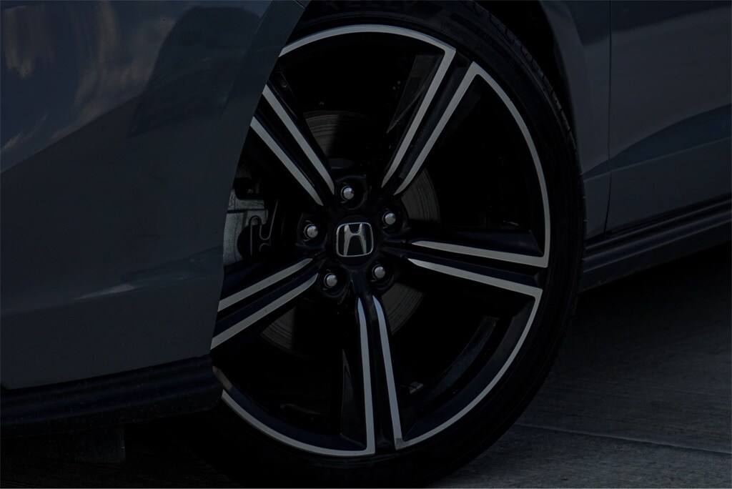 2024 Honda Accord Hybrid Sport photo 2