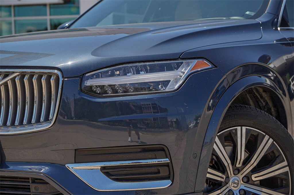2022 Volvo XC90 T6 Inscription photo 3