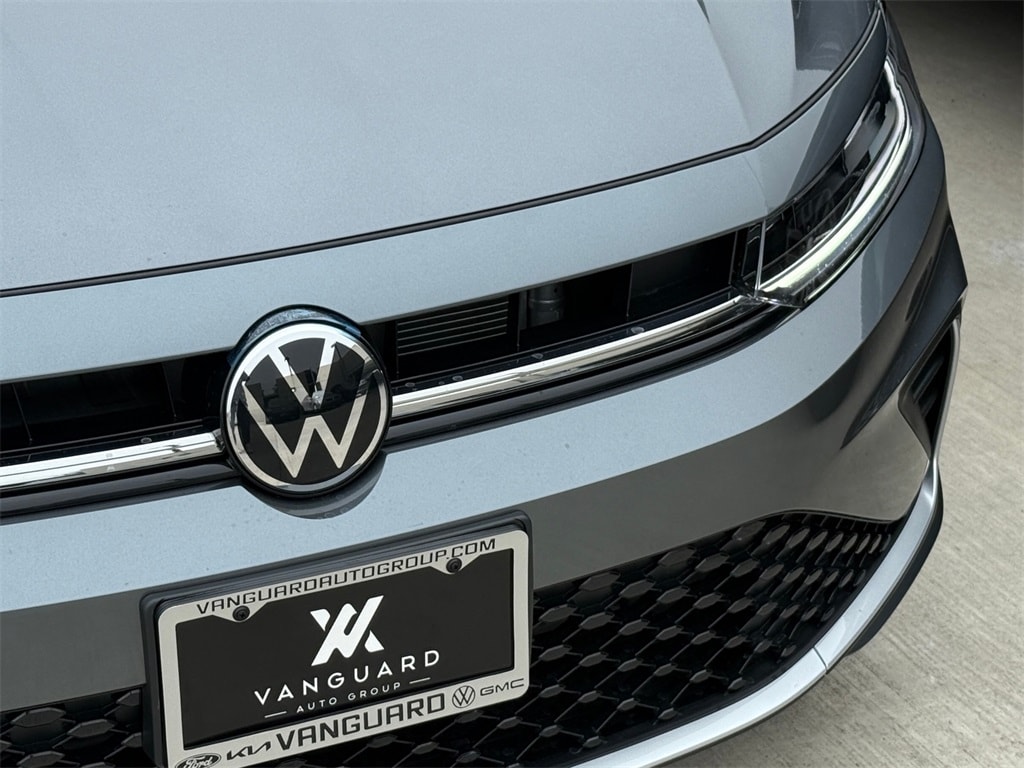 New 2026 Volkswagen Jetta 1.5T SE Sedan