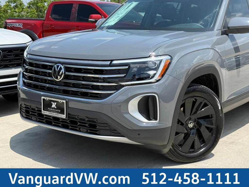 New 2026 Volkswagen Atlas SE w/Technology SUV