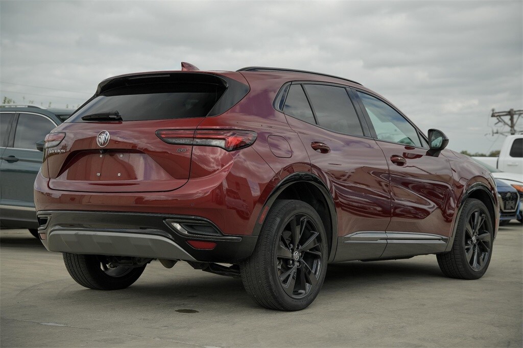 2022 Buick Envision Essence photo 4