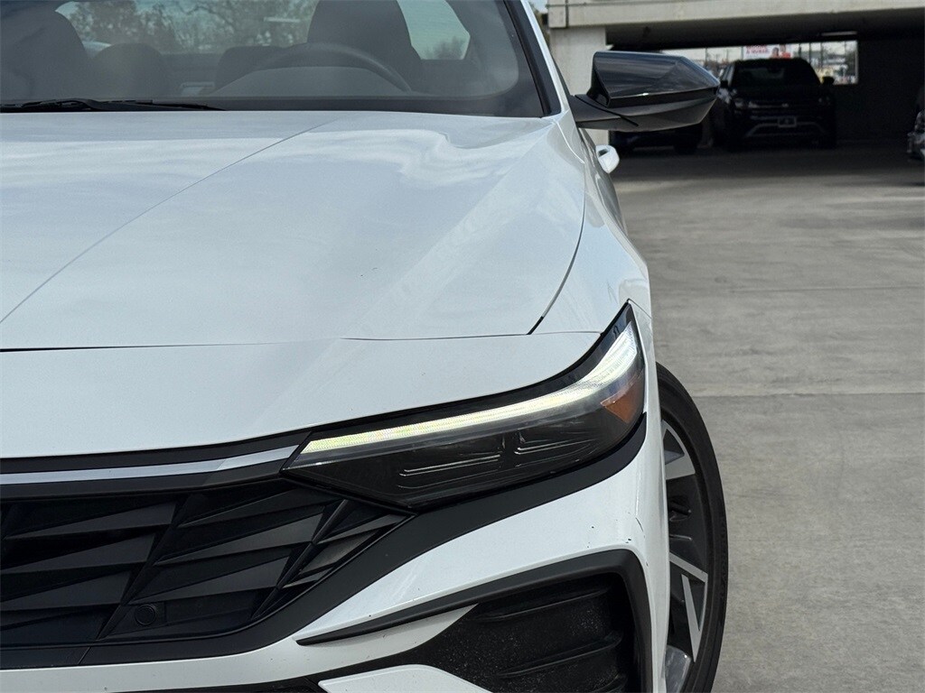 Used 2025 Hyundai Elantra Hybrid SEL Sport Sedan