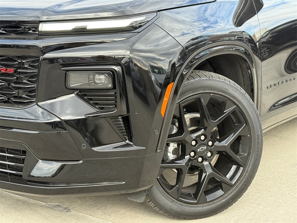 Used 2026 Chevrolet Traverse RS SUV