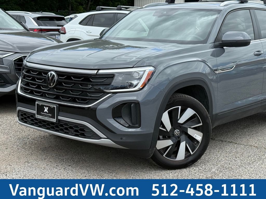 New 2026 Volkswagen Atlas Cross Sport 2.0T SE w/Technology SUV
