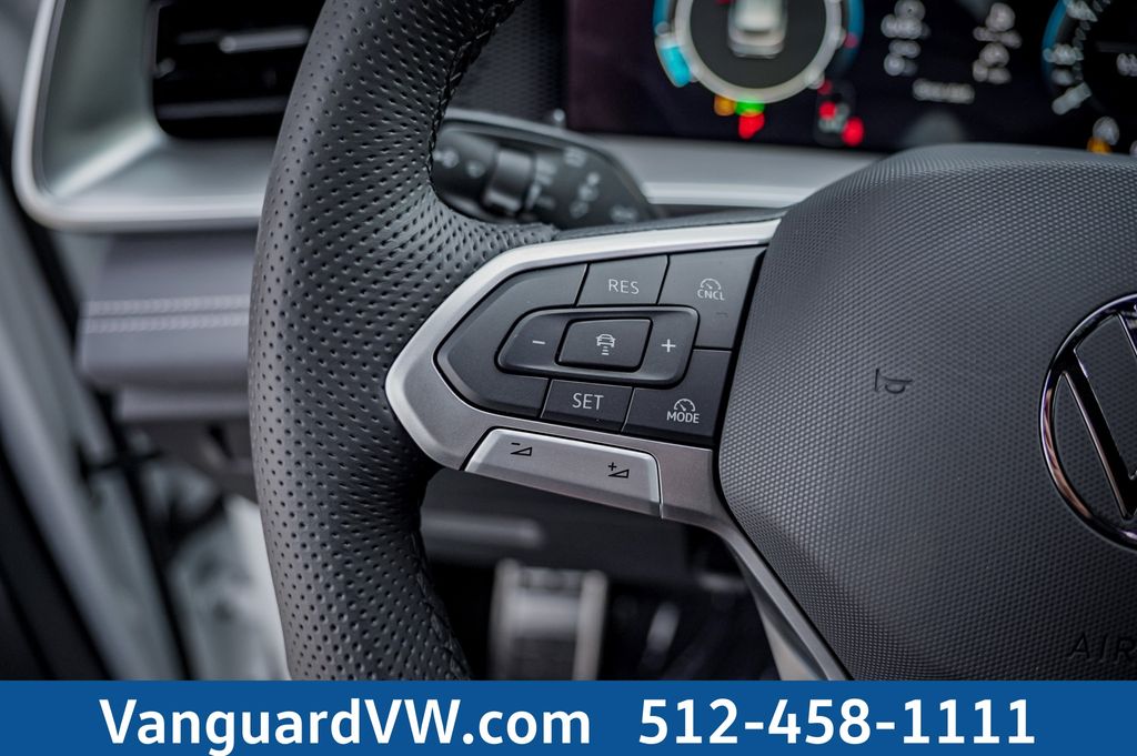 2026 Volkswagen Tiguan SE R-LINE BLACK - Photo 16