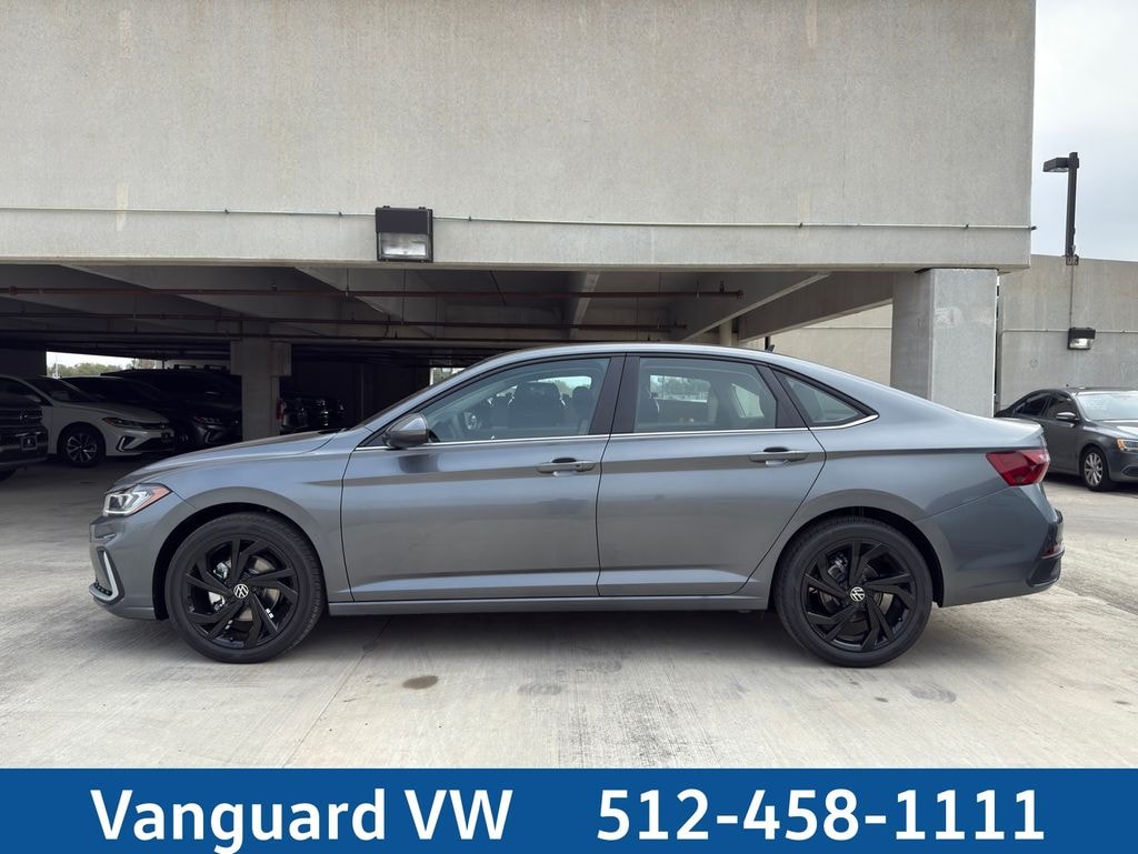 New 2026 Volkswagen Jetta 1.5T SE Sedan