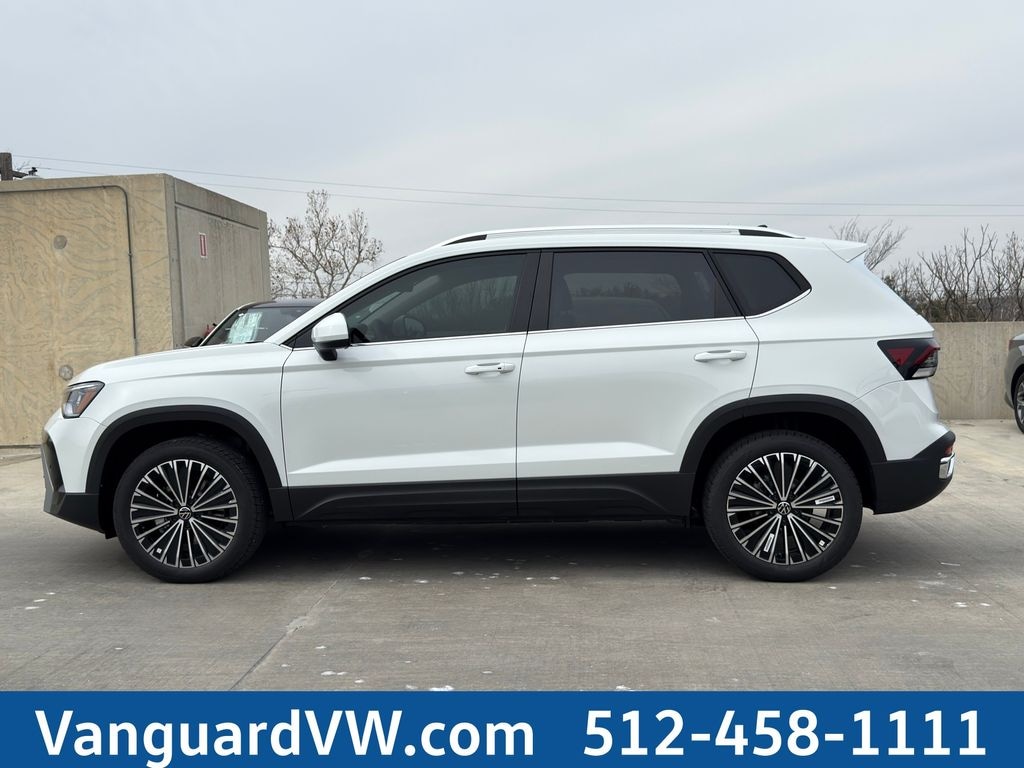 New 2026 Volkswagen Taos 1.5T SE SUV