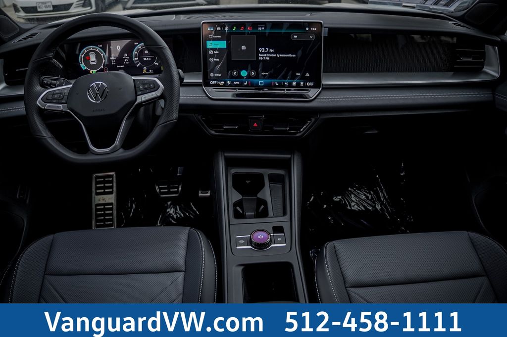 2026 Volkswagen Tiguan SE R-LINE BLACK - Photo 23