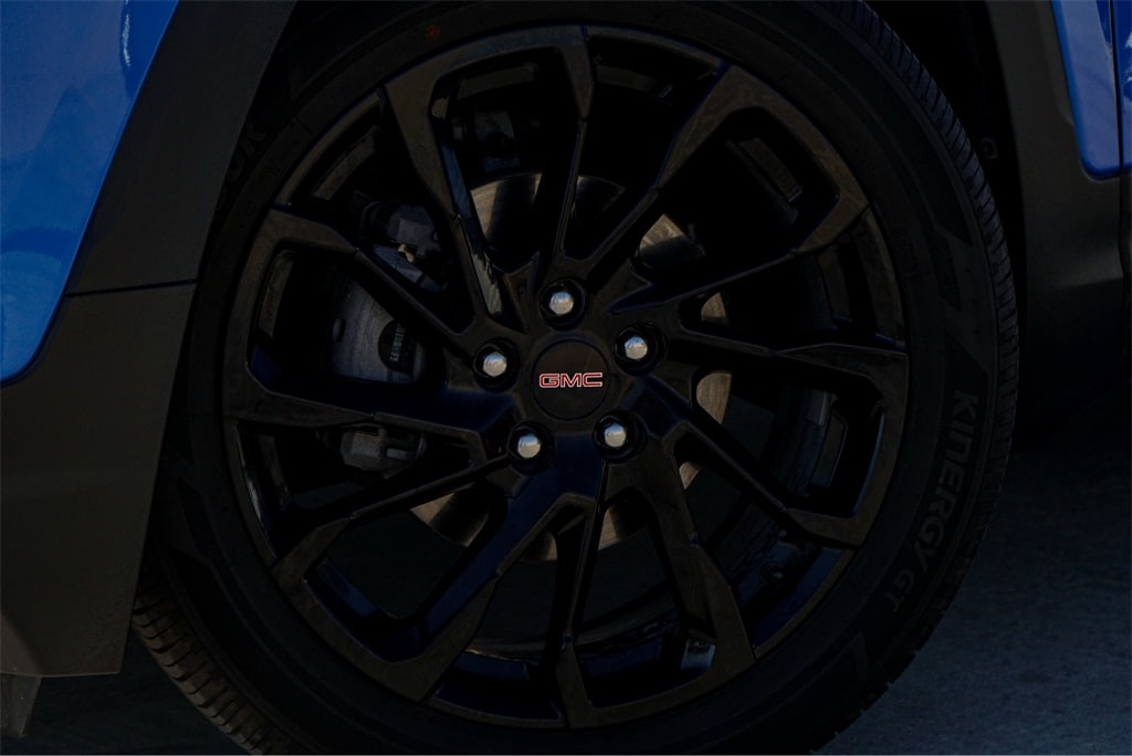 Used 2024 GMC Terrain SLE SUV