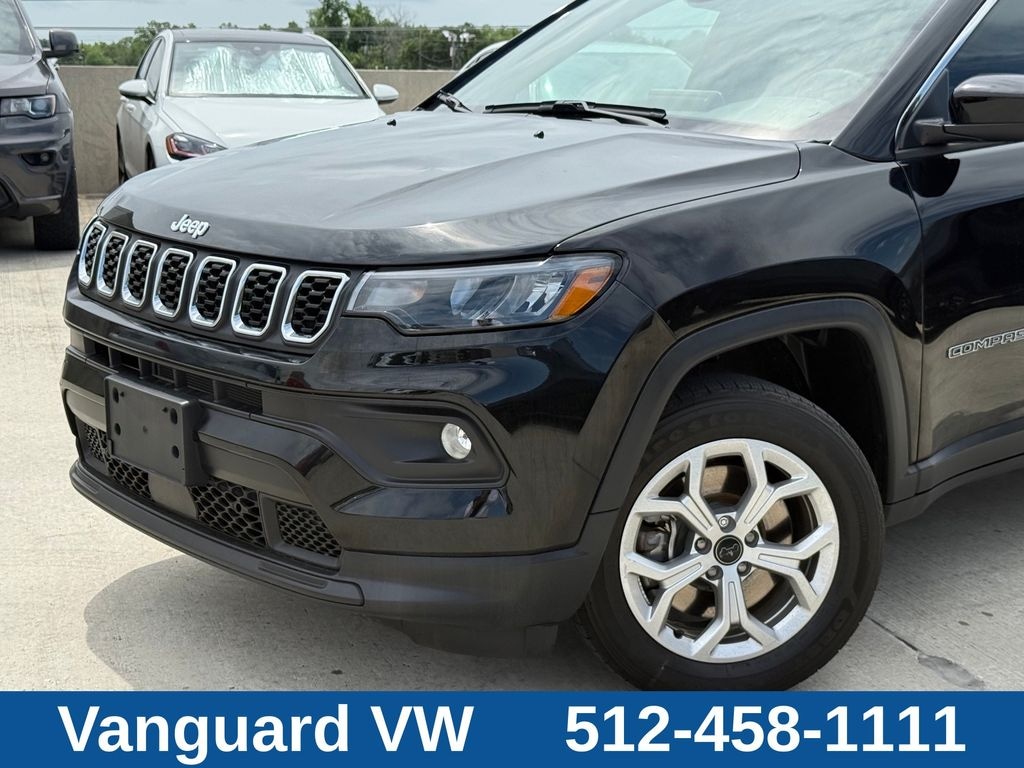 Used 2025 Jeep Compass Latitude SUV