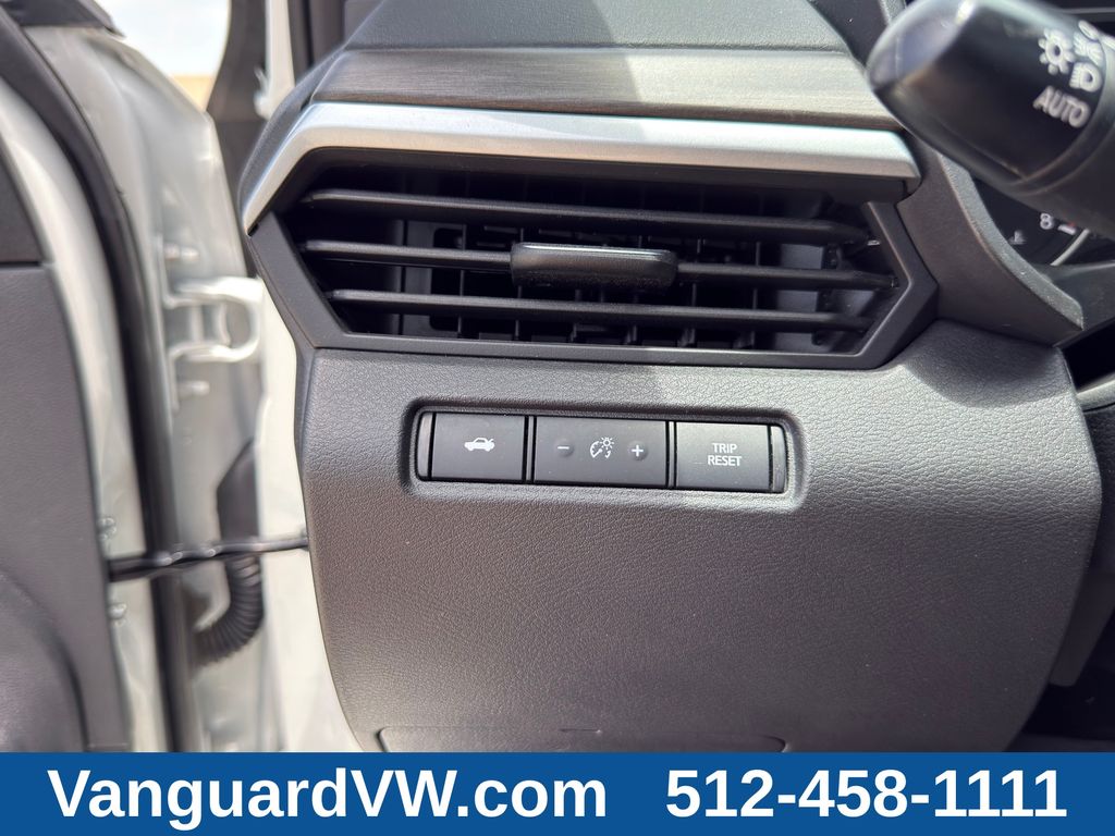 2025 Nissan Altima SV - Photo 20