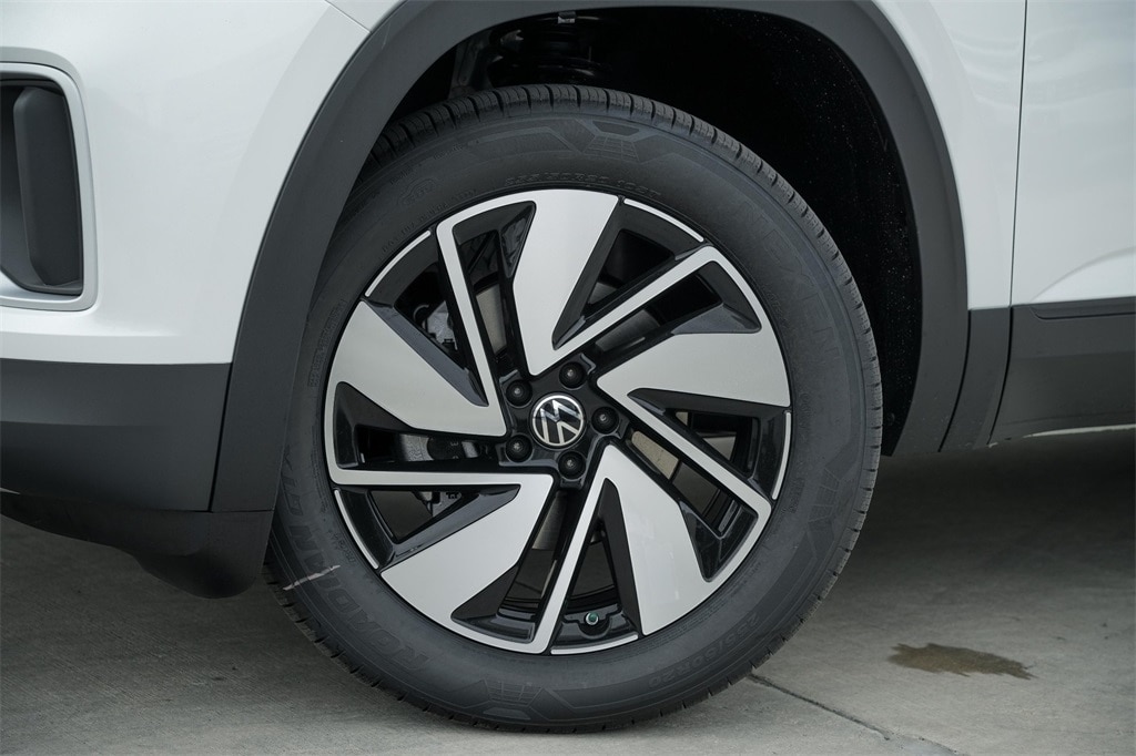 New 2026 Volkswagen Atlas 2.0T SE w/Technology SUV