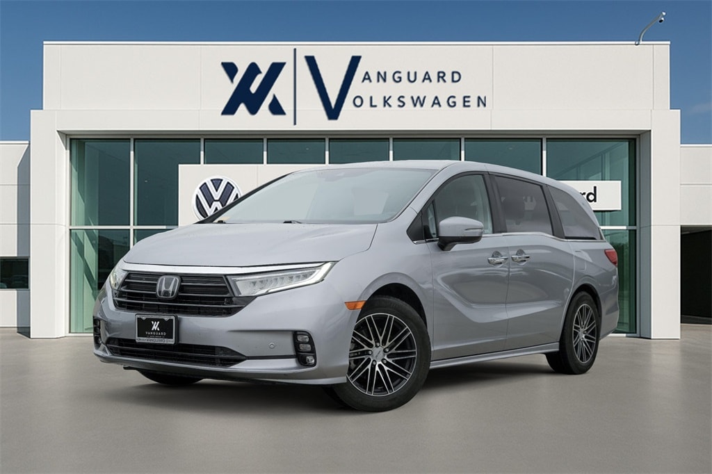 2022 Honda Odyssey Touring's photo