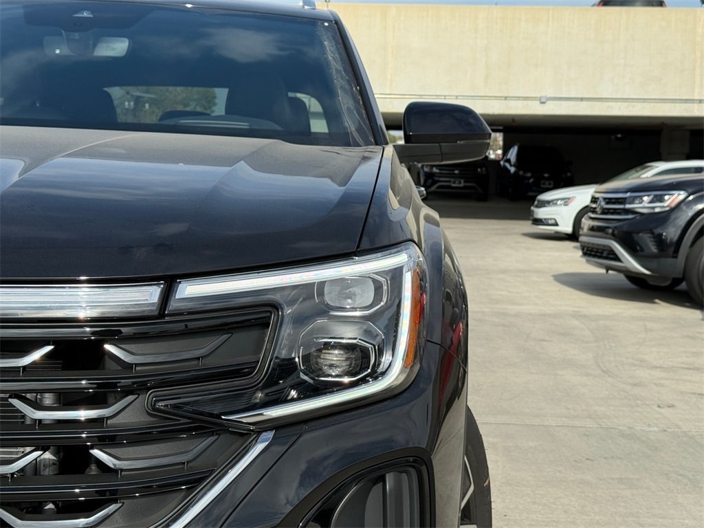 New 2026 Volkswagen Atlas Cross Sport 2.0T SEL SUV