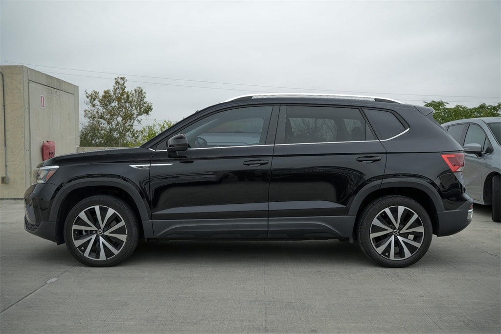 Used 2022 Volkswagen Taos 1.5T SE SUV