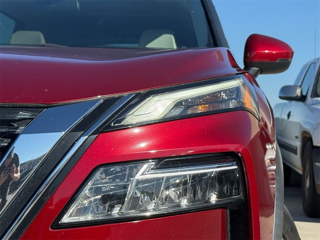 Used 2023 Nissan Rogue SV SUV