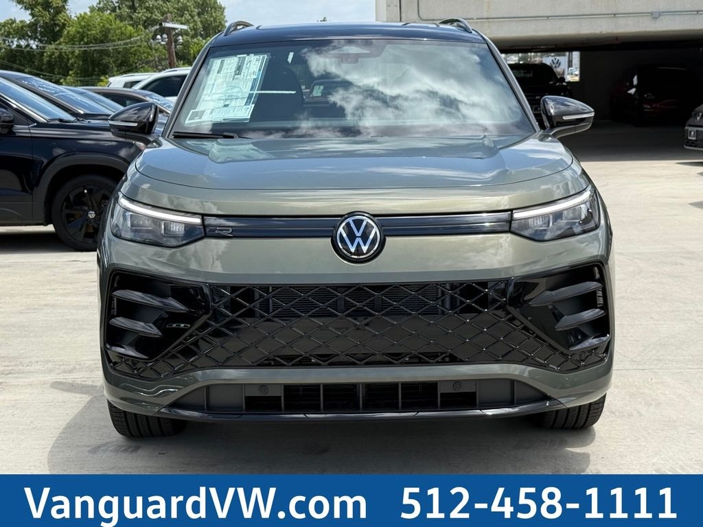 New 2026 Volkswagen Tiguan 2.0T SE R-Line Black SUV