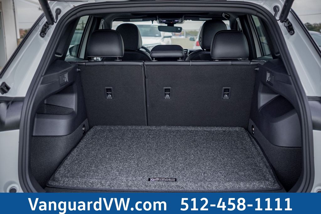 2026 Volkswagen Tiguan SE R-LINE BLACK - Photo 29