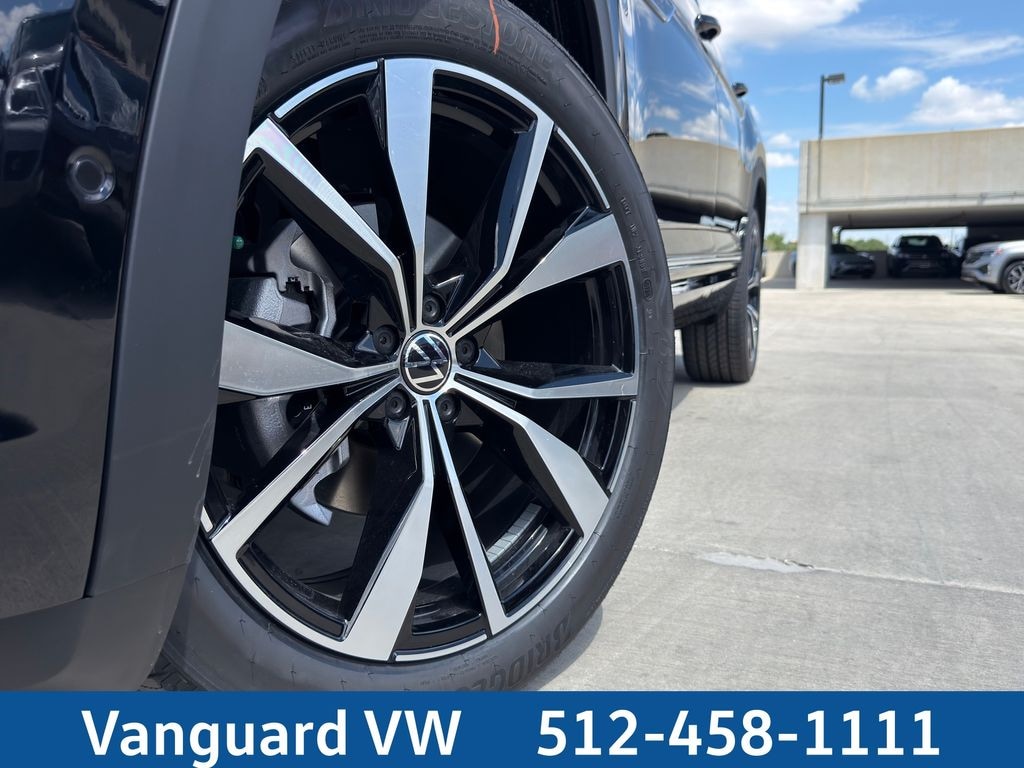 New 2026 Volkswagen Atlas 2.0T SEL Premium R-Line SUV