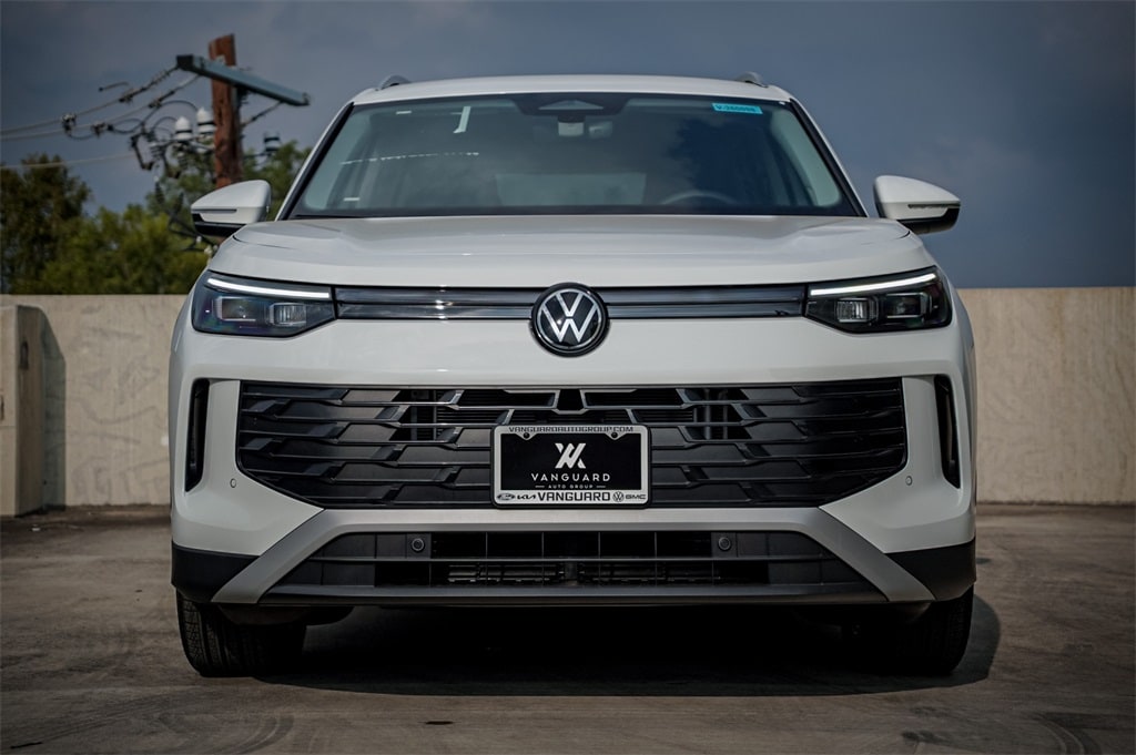 New 2026 Volkswagen Tiguan 2.0T SE SUV