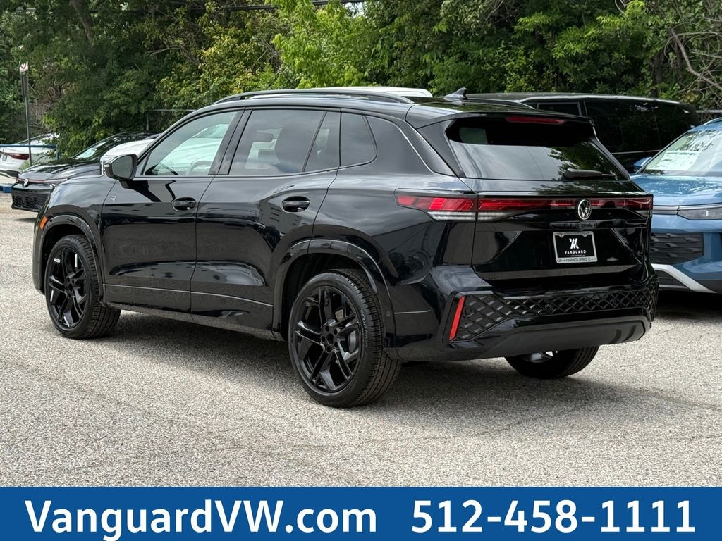 New 2026 Volkswagen Tiguan SE R-Line Black SUV