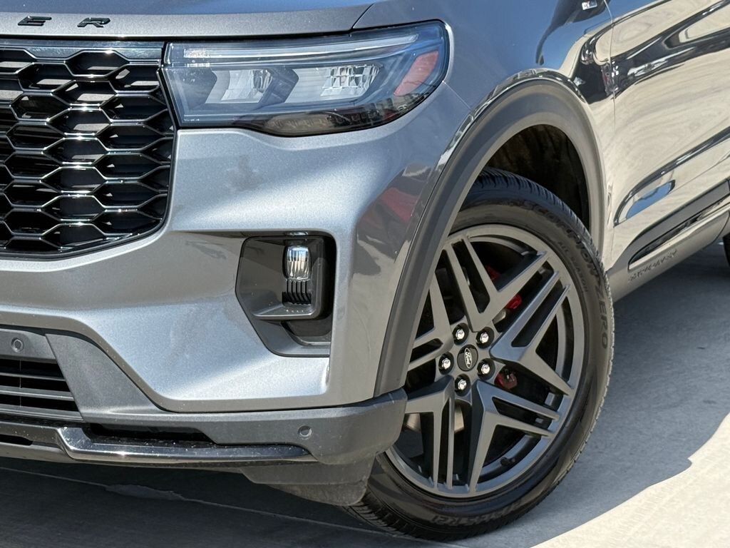 Used 2025 Ford Explorer ST-Line SUV
