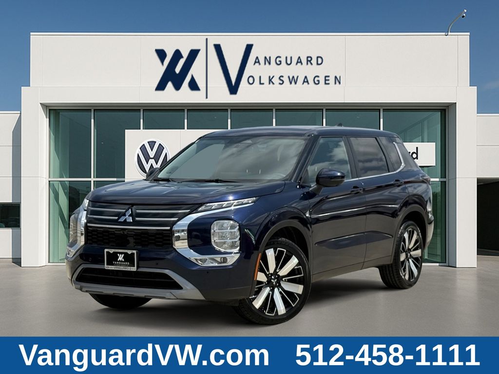 2025 Mitsubishi Outlander SE 2WD's photo
