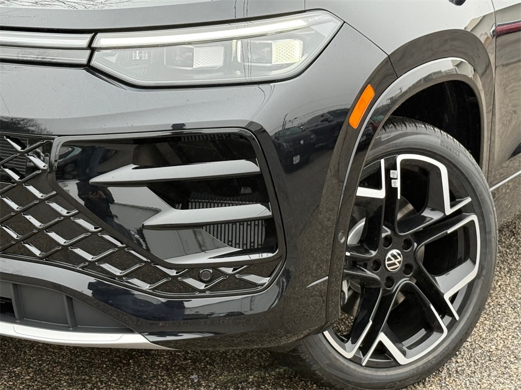 New 2026 Volkswagen Tiguan 2.0T SEL R-Line Turbo SUV